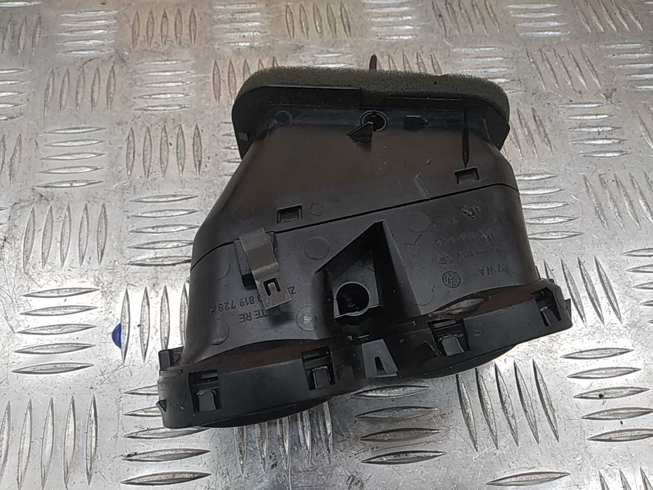 Дефлектор воздушный