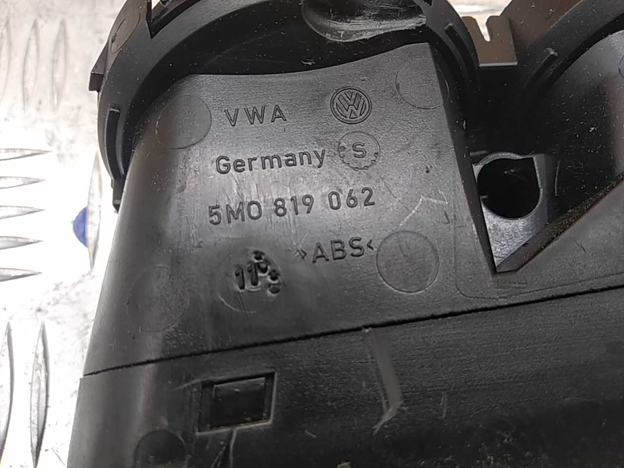 Дефлектор воздушный