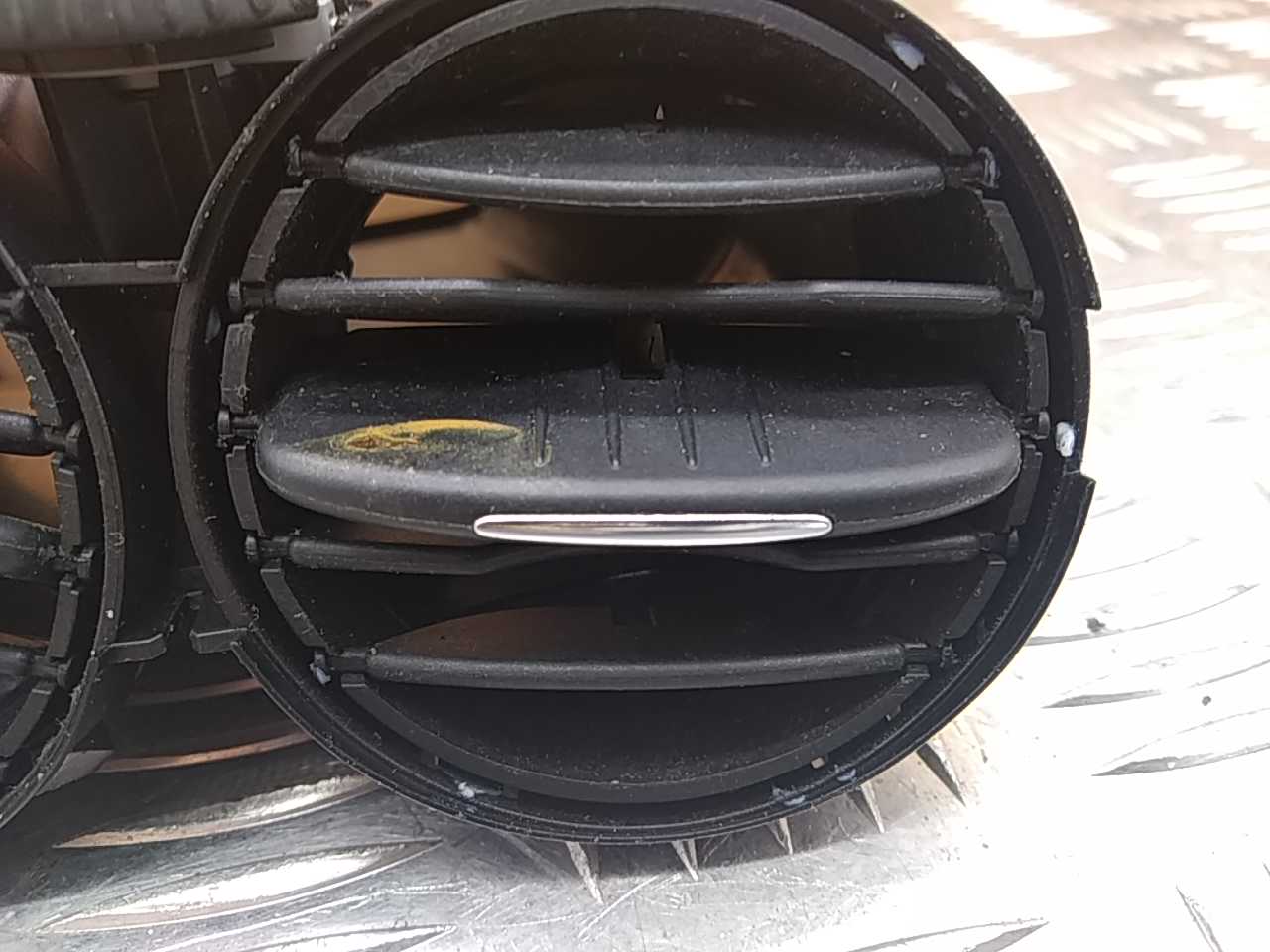 Дефлектор воздушный