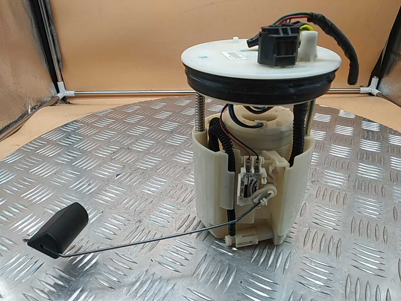 Насос топливный электрический