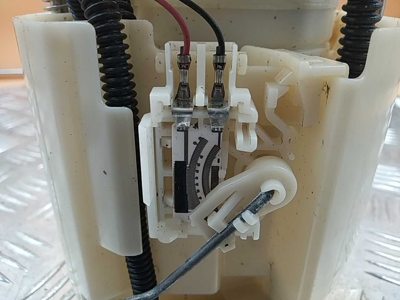 Насос топливный электрический