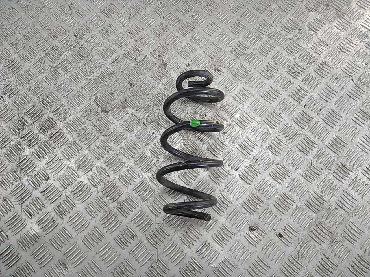 Пружина задняя