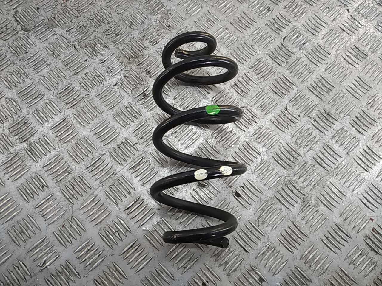 Пружина задняя