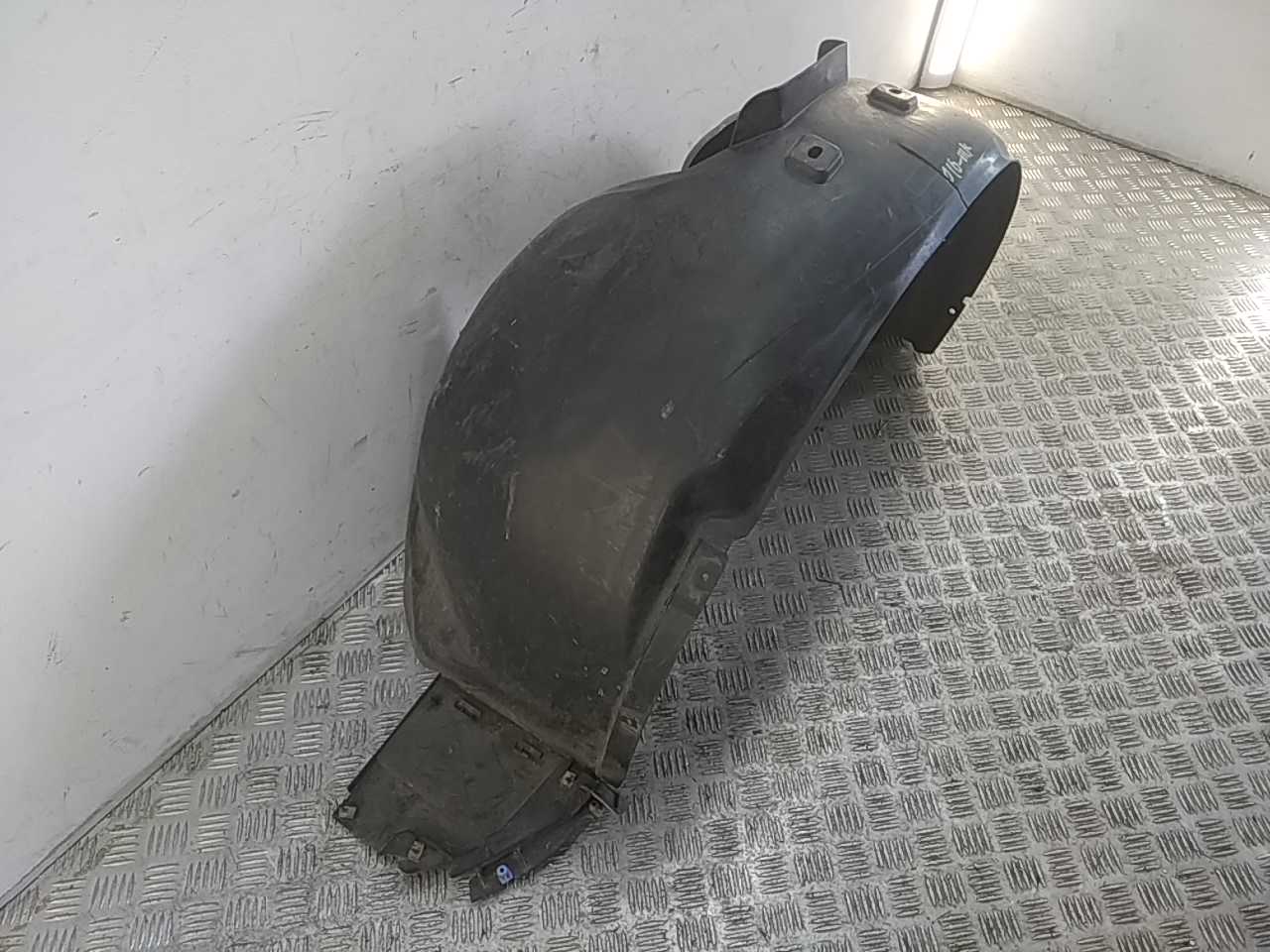 Локер передний левый