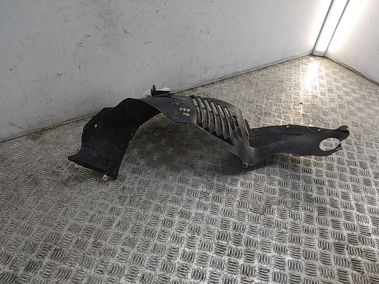 Локер передний левый