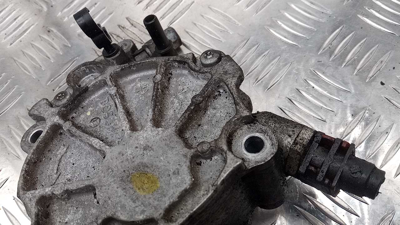 Насос вакуумный