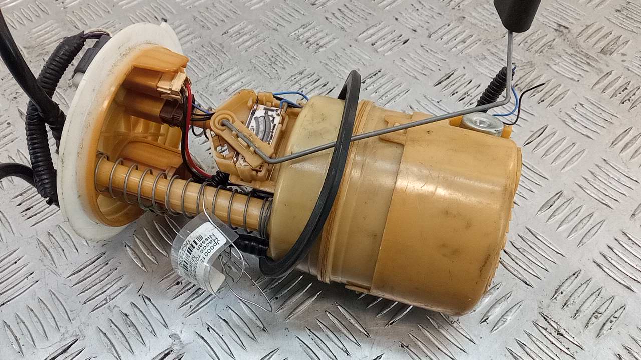 Насос топливный электрический