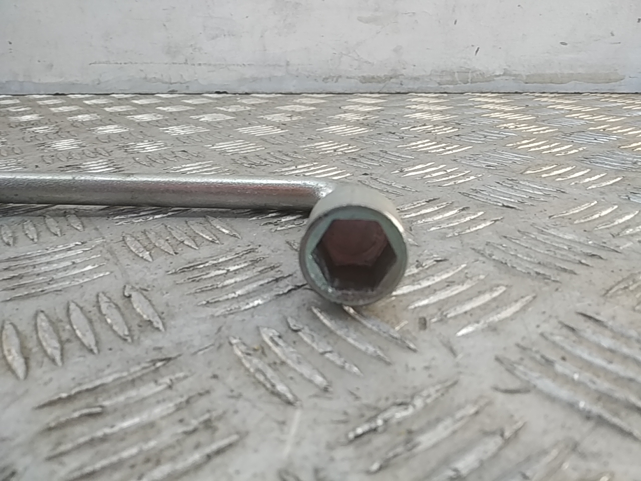 Ключ торцевой