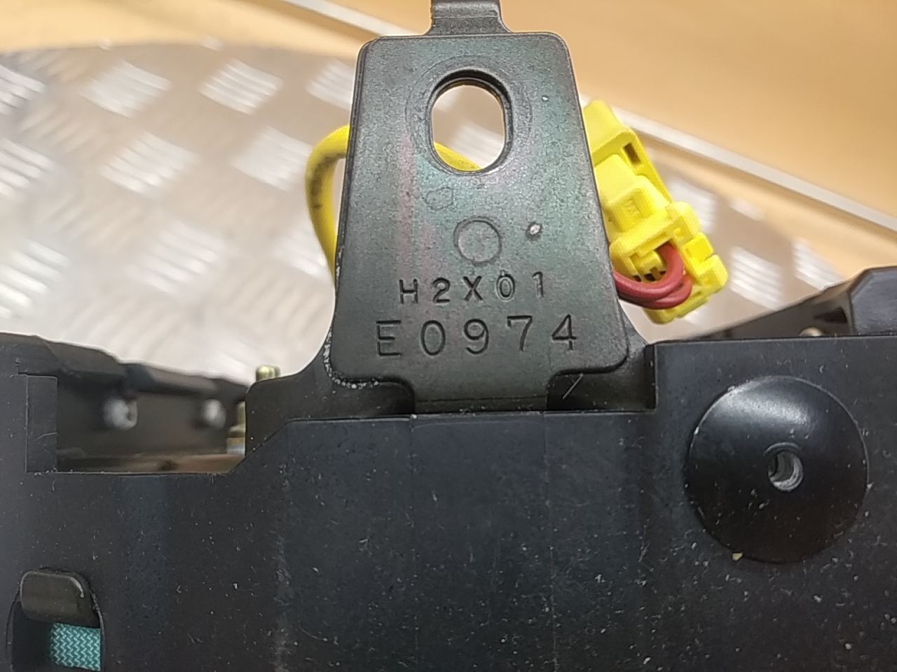 Подушка безопасности в рулевое колесо