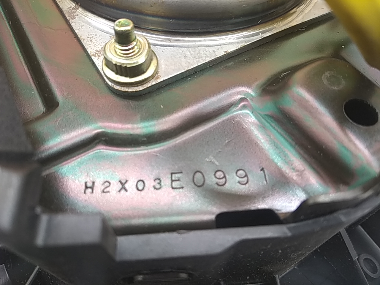 Подушка безопасности в рулевое колесо