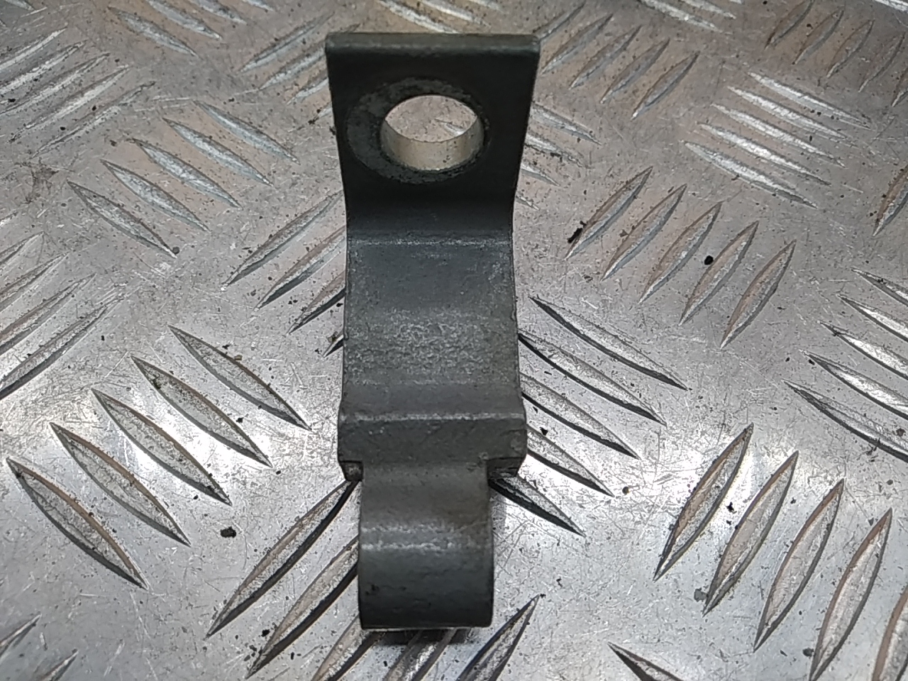 Петля двери задней правой нижняя