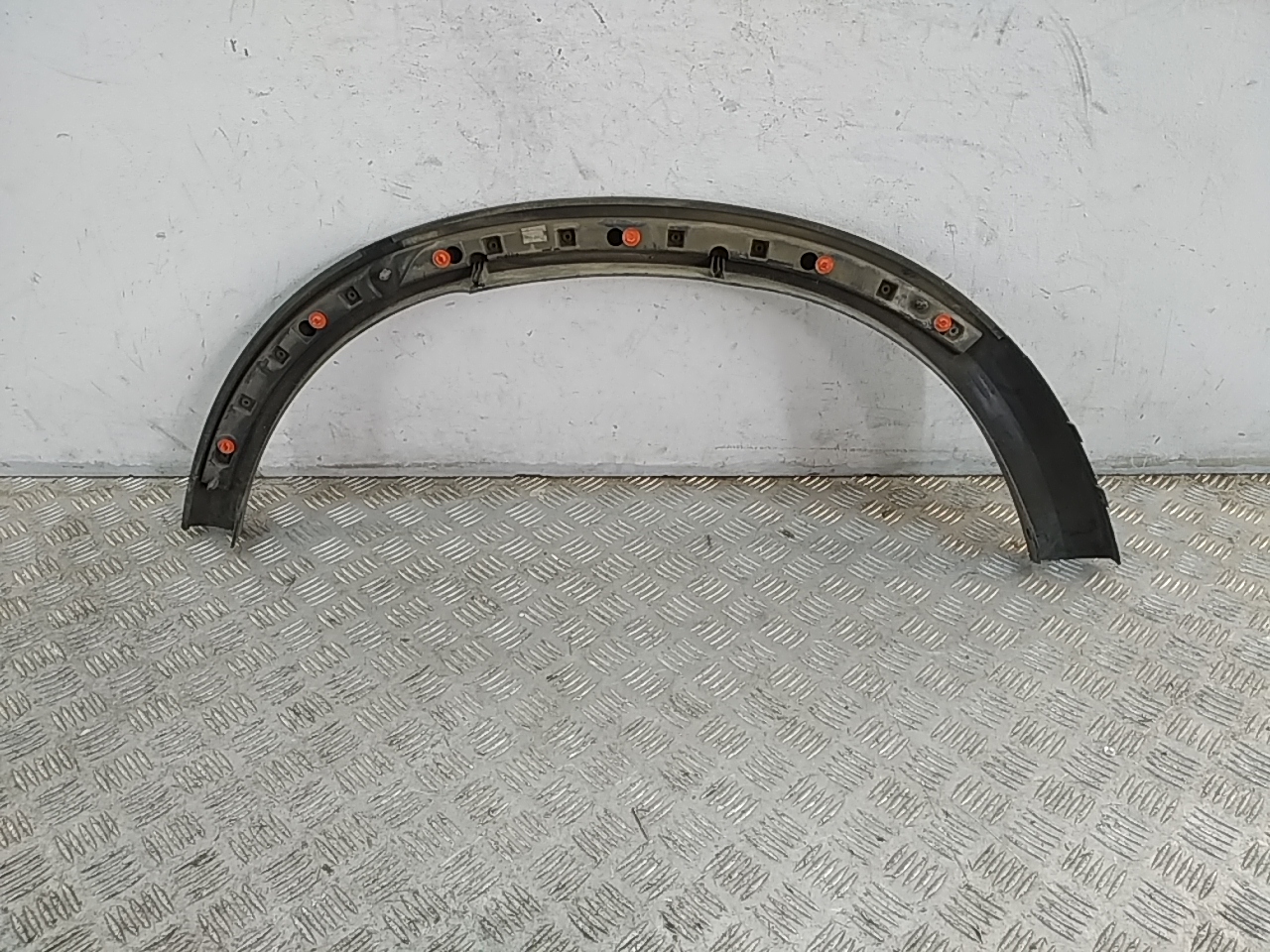 Накладка заднего крыла правого