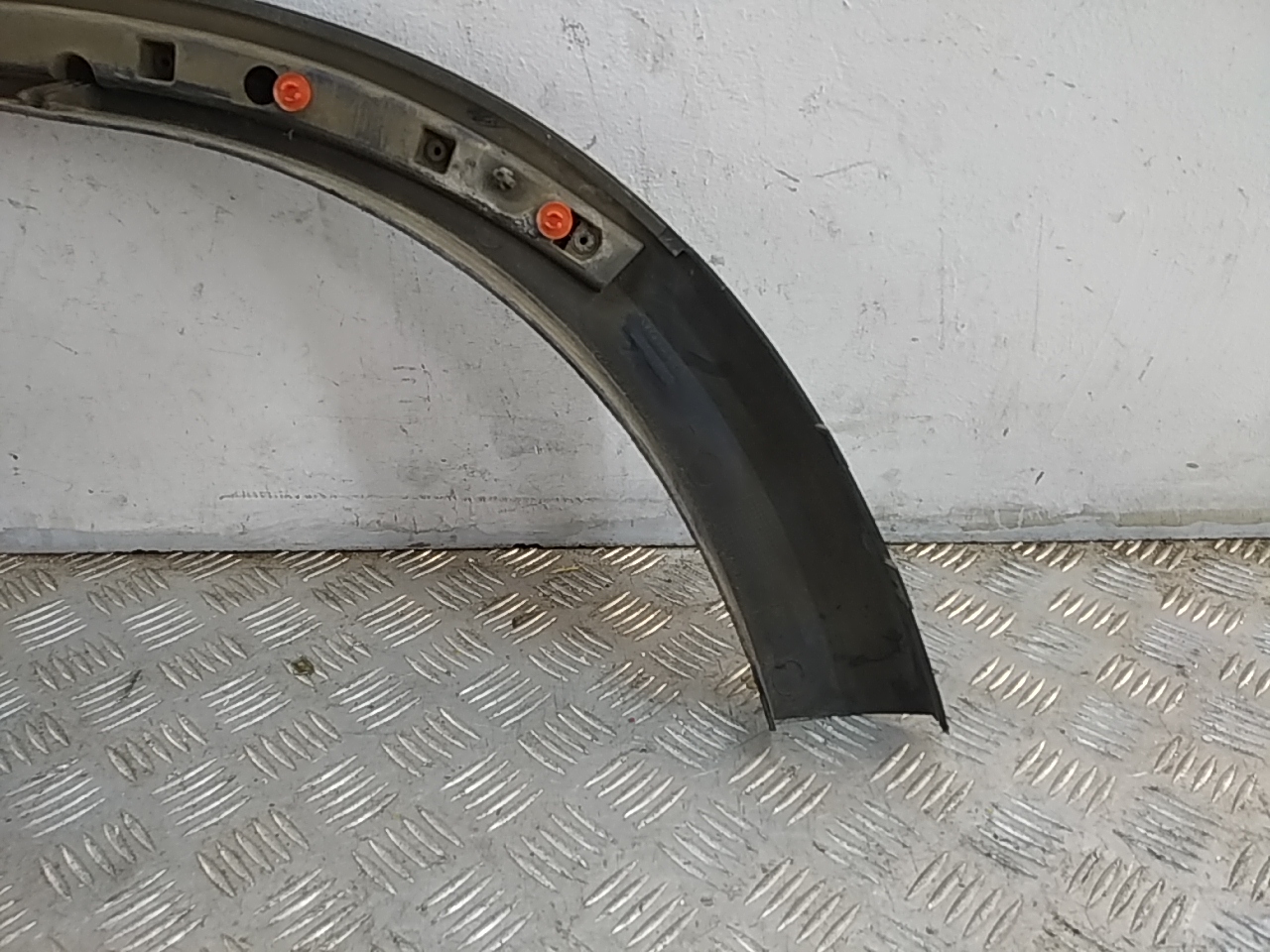 Накладка заднего крыла правого