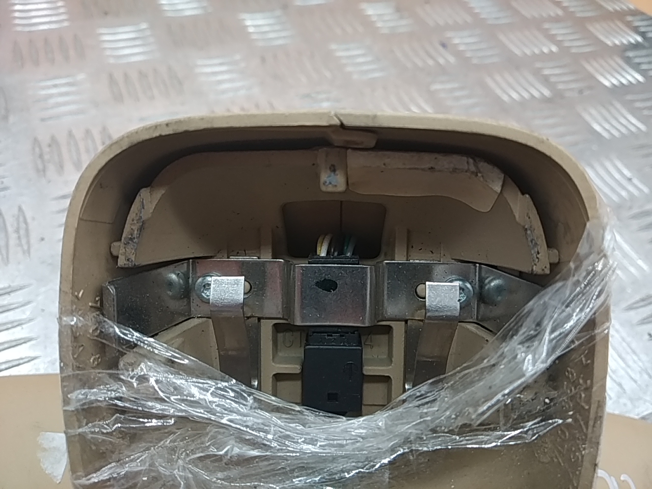 Зеркало заднего вида