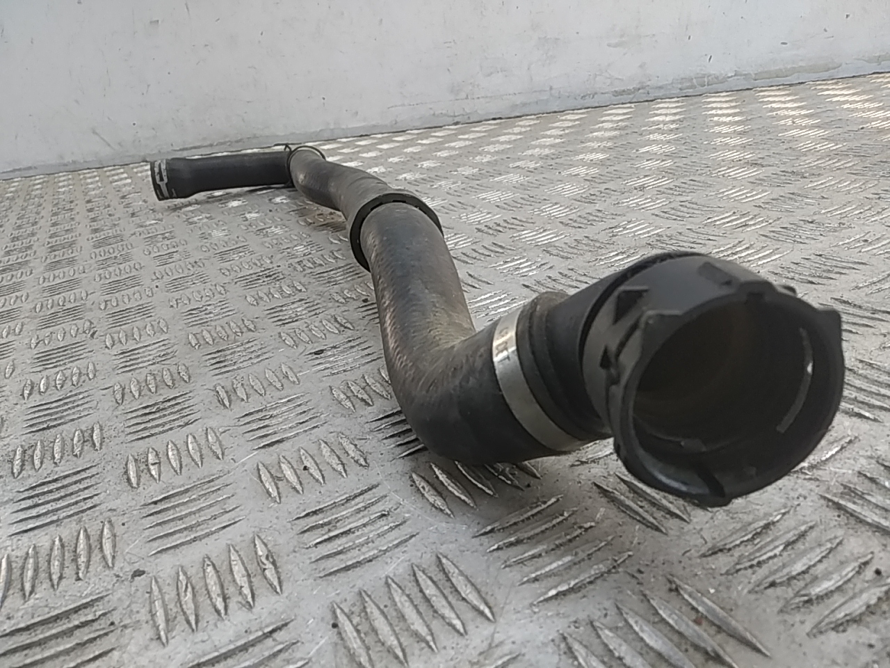 Патрубок радиатора