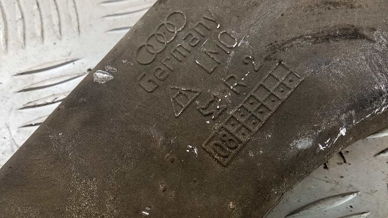 Рычаг передний нижний правый