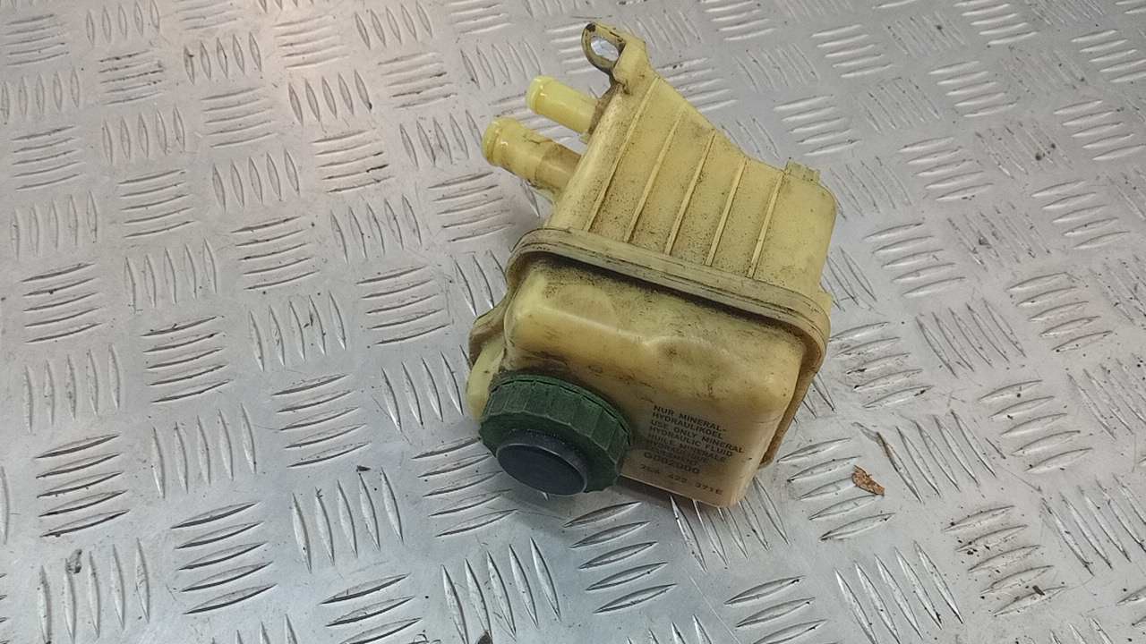Бачок ГУР