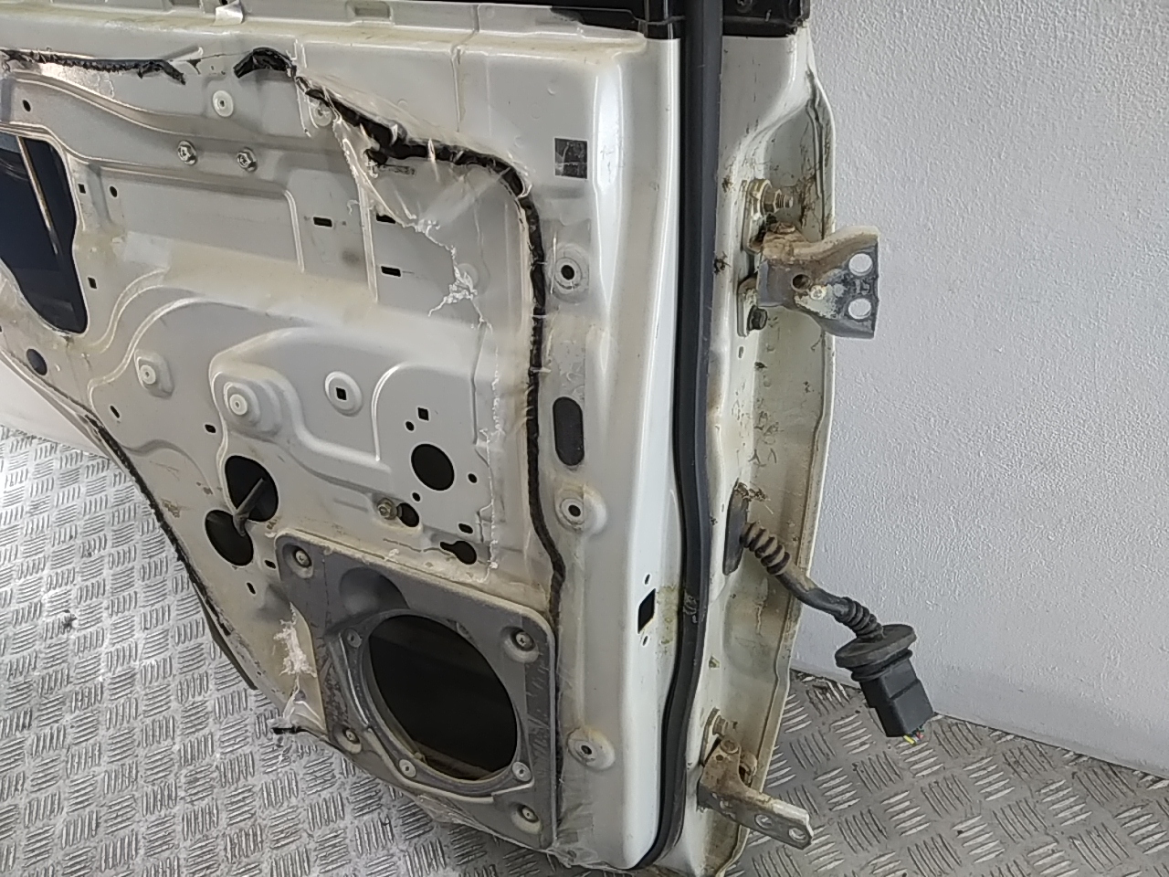 Уплотнитель двери