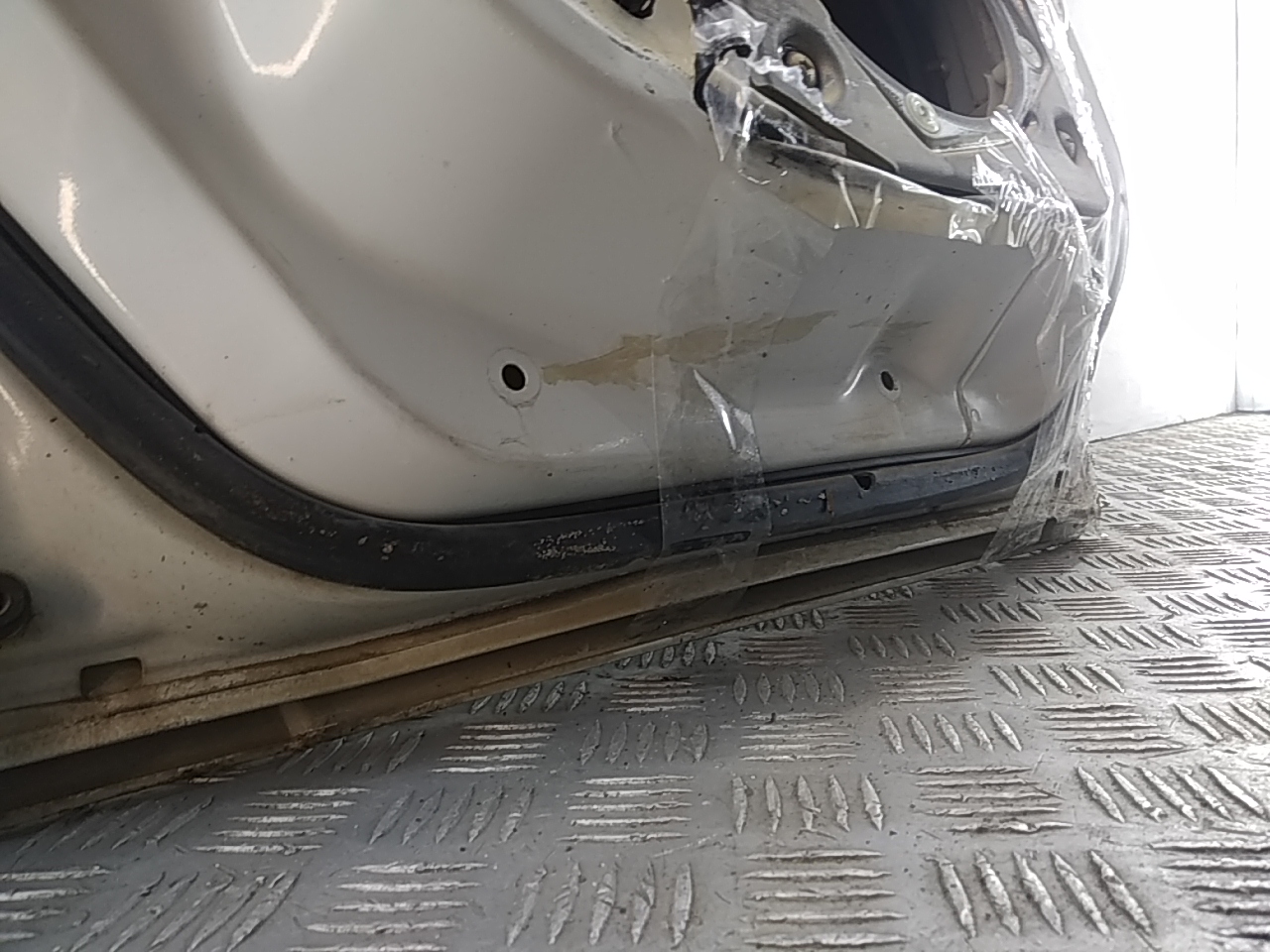 Уплотнитель двери