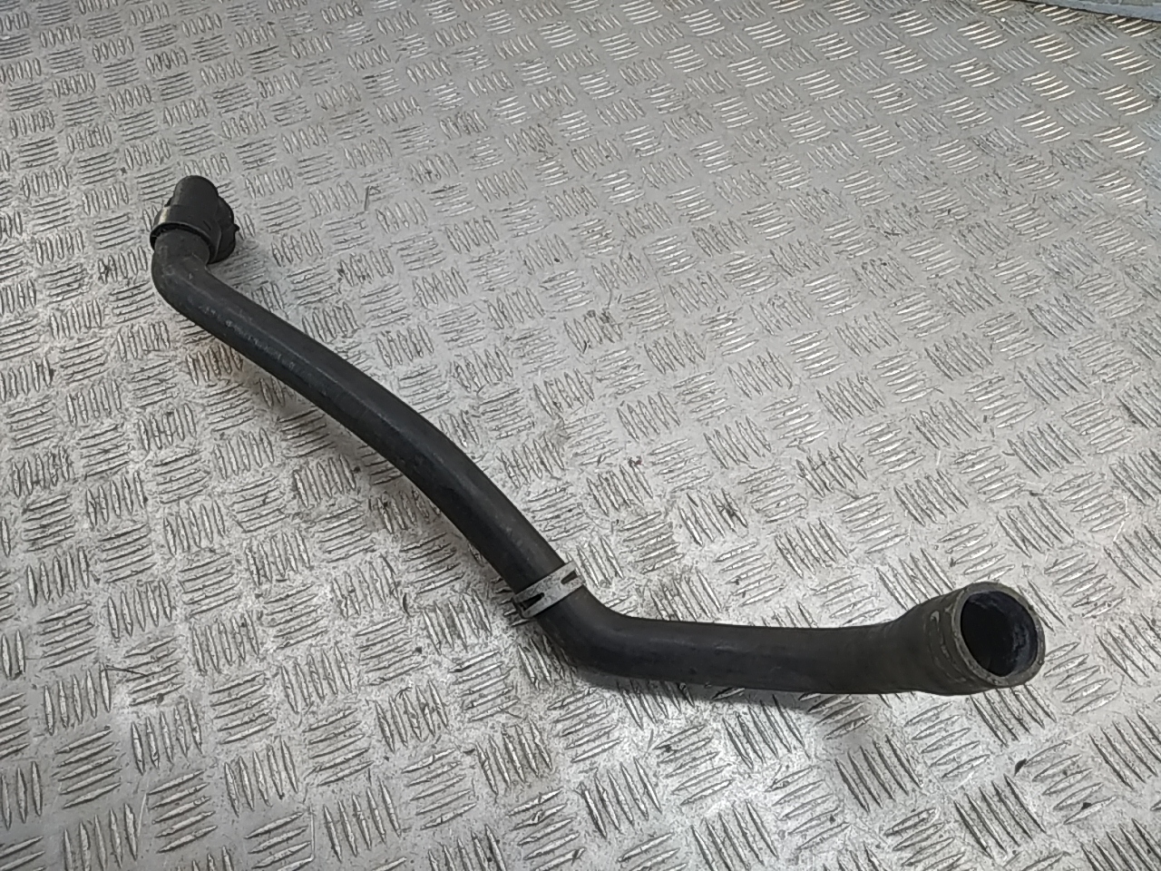 Патрубок радиатора