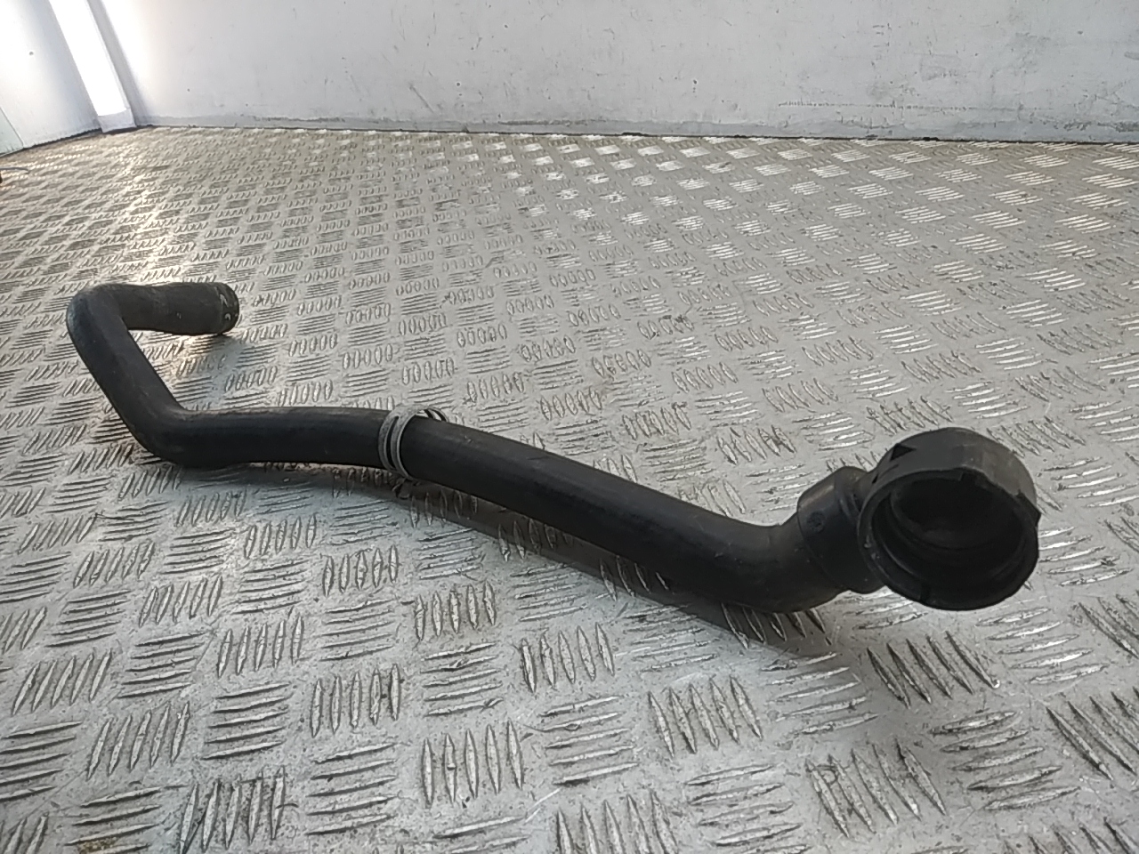 Патрубок радиатора