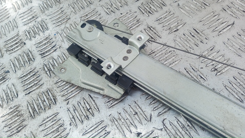 Стеклоподъемник электр. передний левый