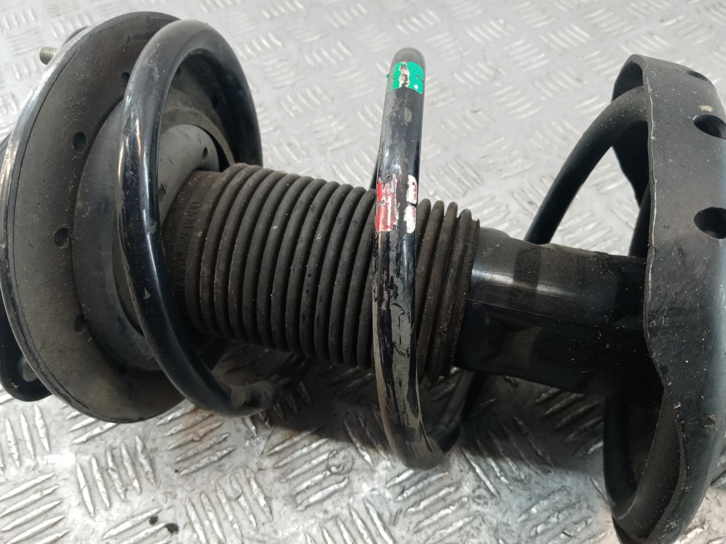 Пружина передняя