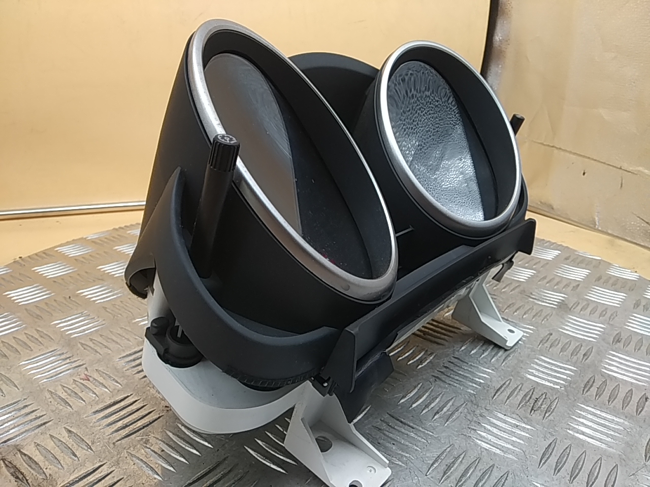 Панель приборов