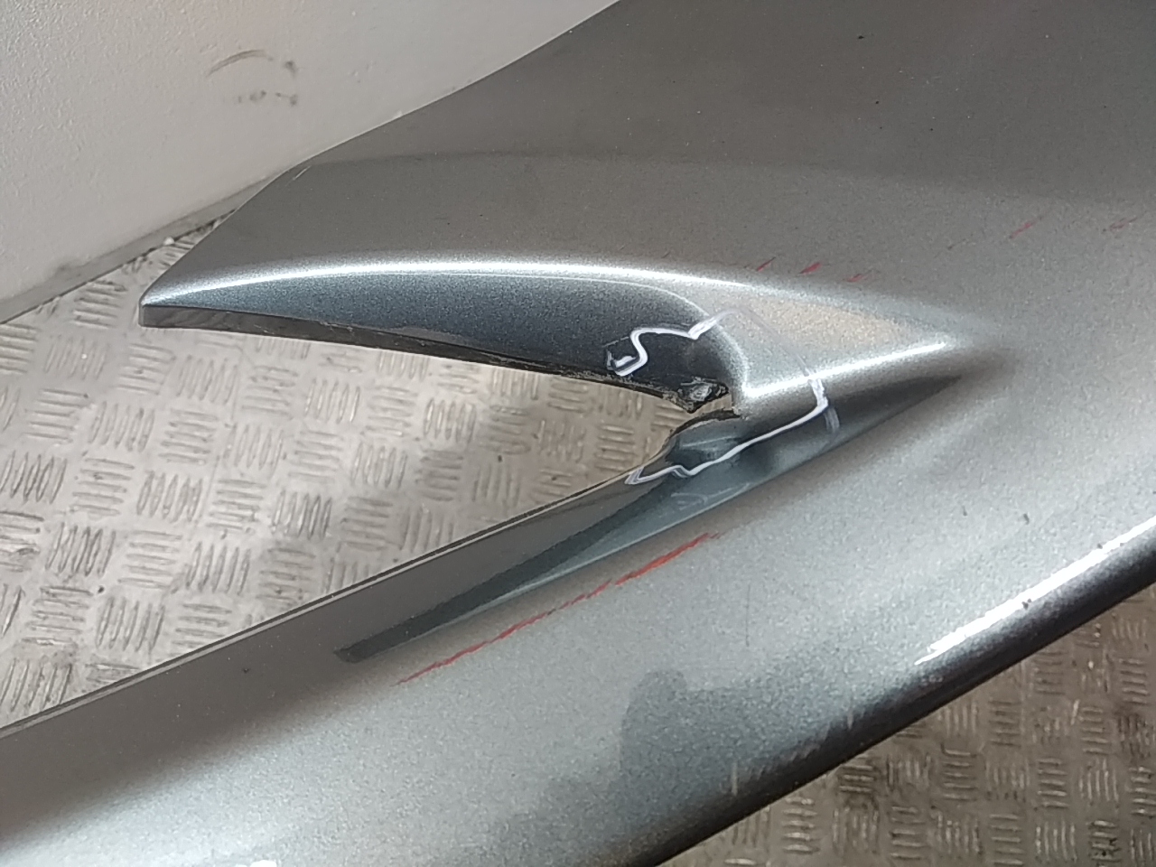 Бампер передний