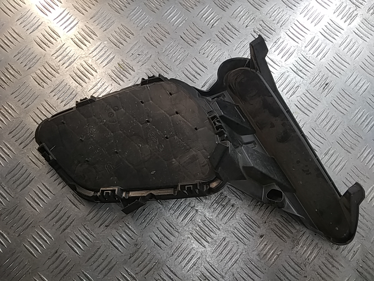 Решетка в бампер правая