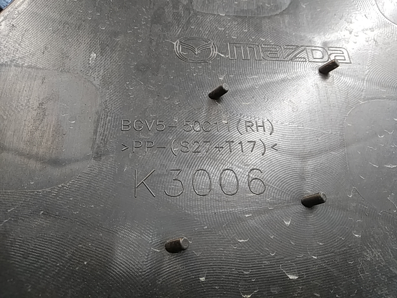 Решетка в бампер правая