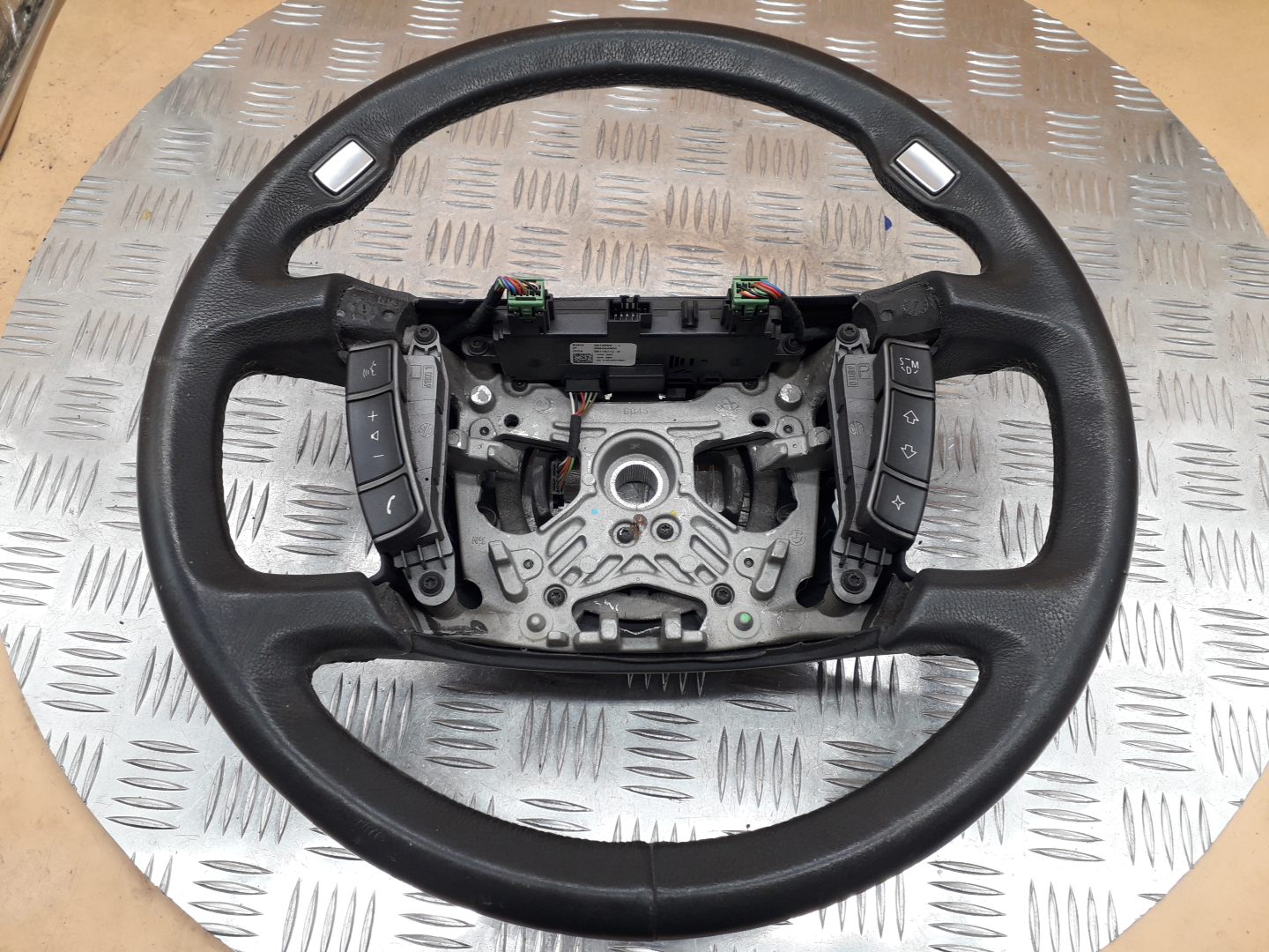 Рулевое колесо (руль)