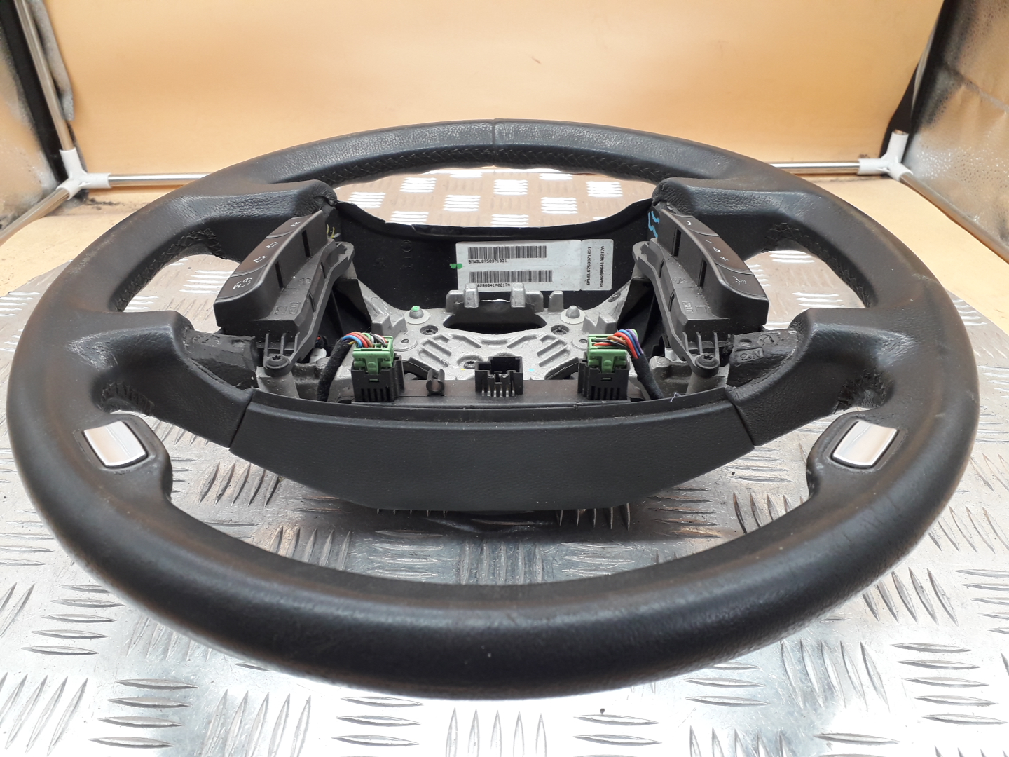 Рулевое колесо (руль)