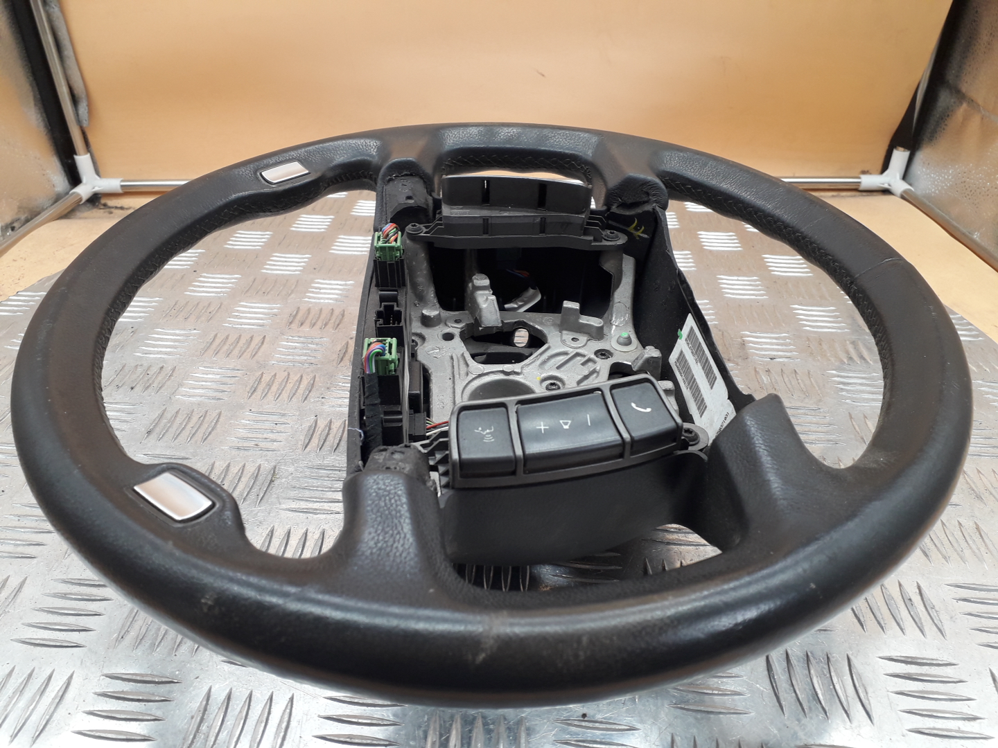 Рулевое колесо (руль)