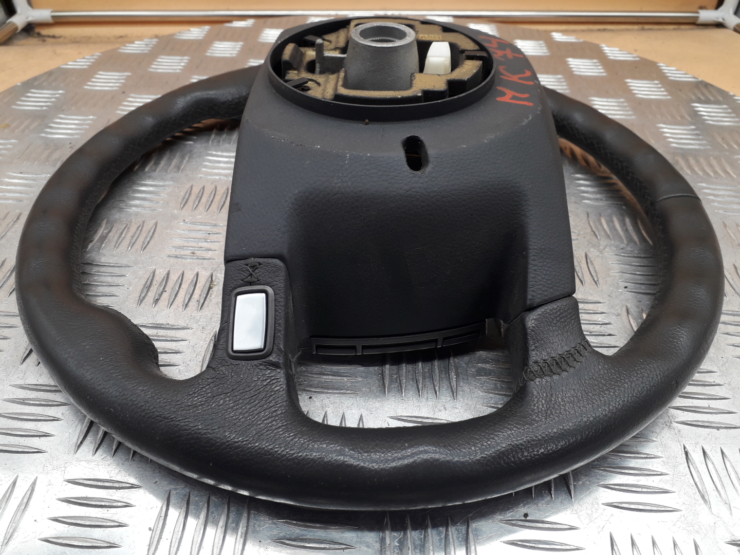 Рулевое колесо (руль)