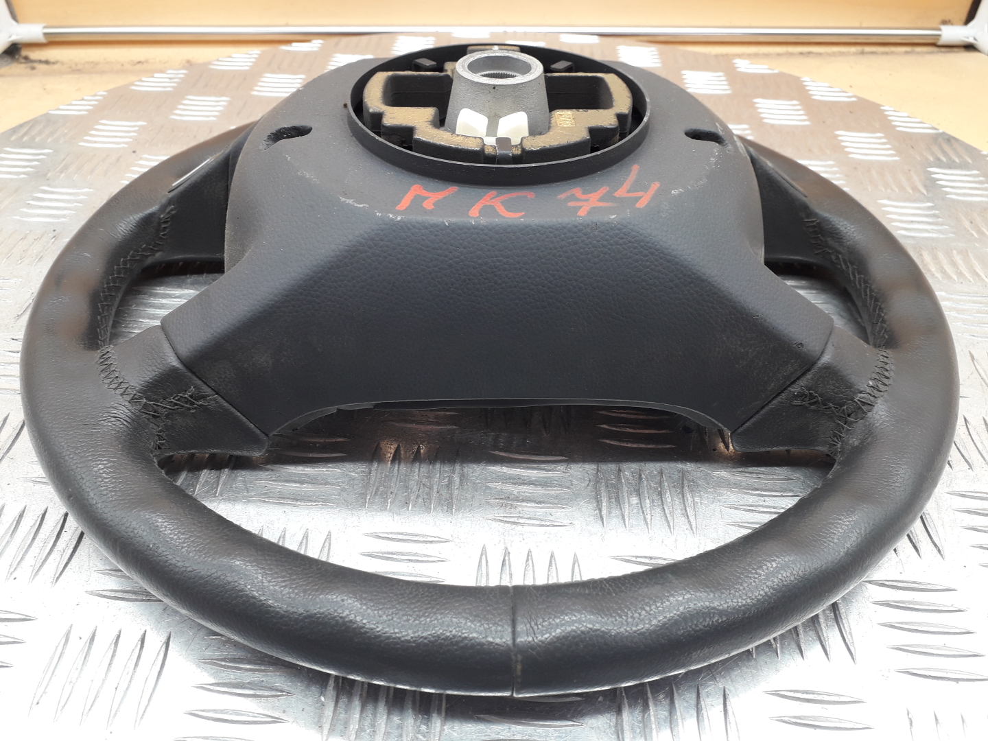 Рулевое колесо (руль)