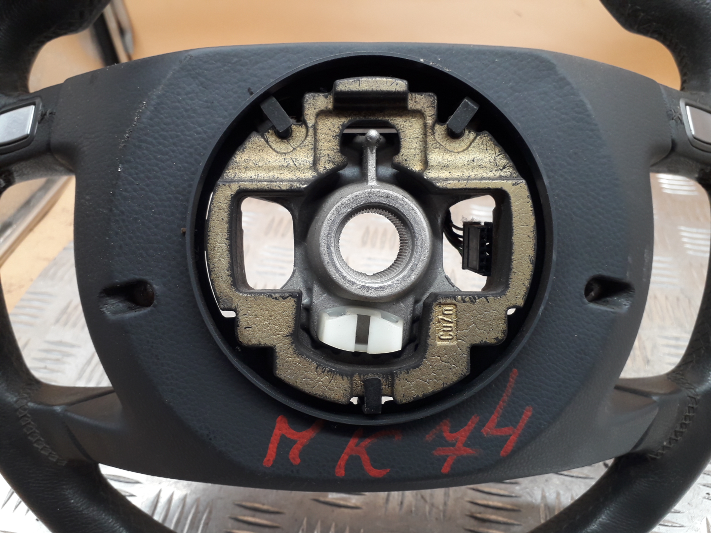 Рулевое колесо (руль)