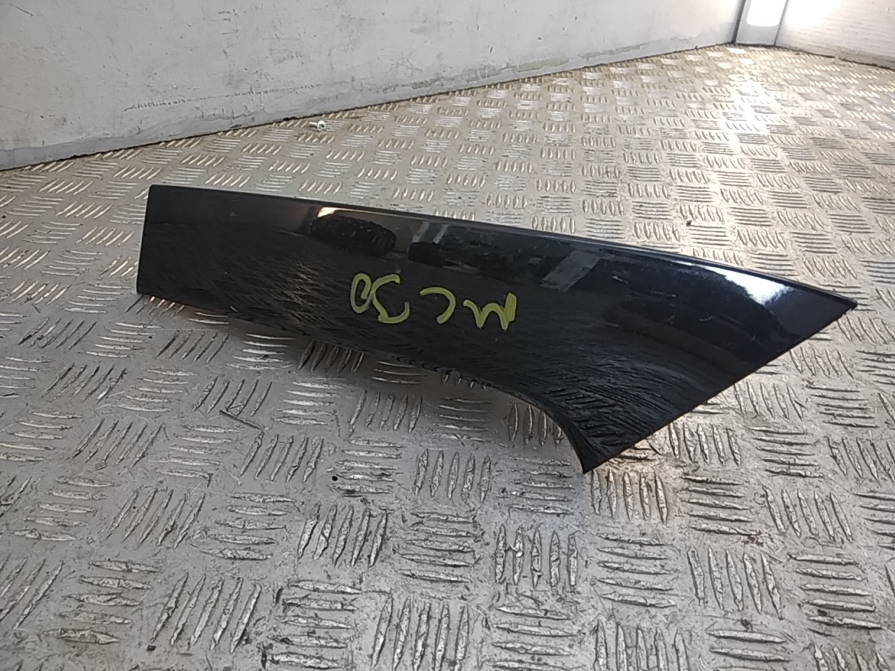 Накладка двери багажника