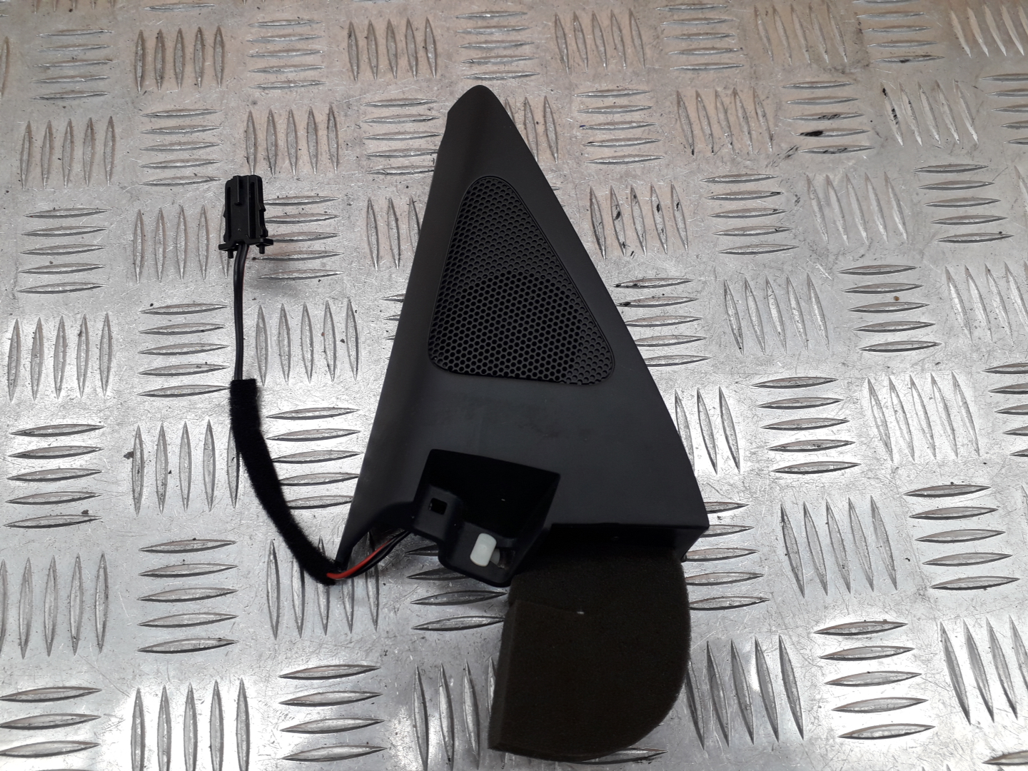 Накладка зеркала левого внутренняя