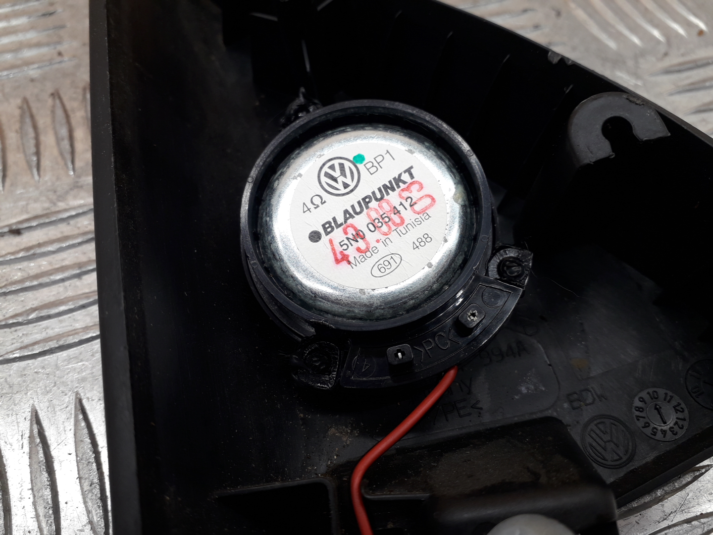 Накладка зеркала правого внутренняя