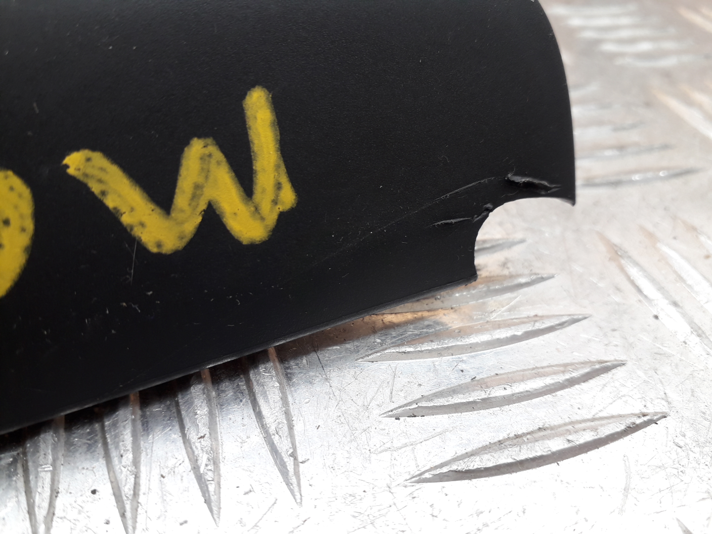 Накладка зеркала правого внутренняя