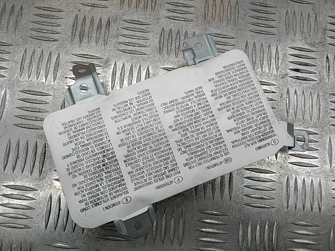 Подушка безопасности в дверь