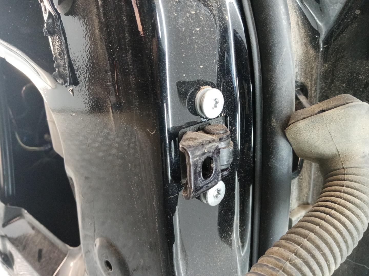 Ограничитель двери