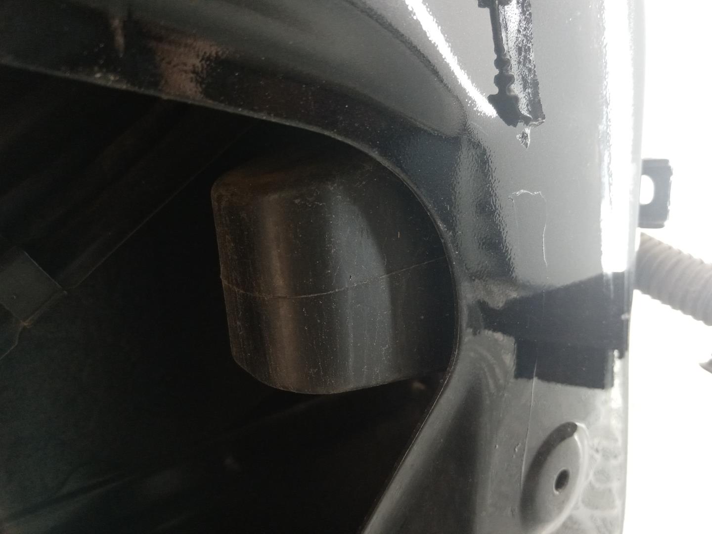 Ограничитель двери