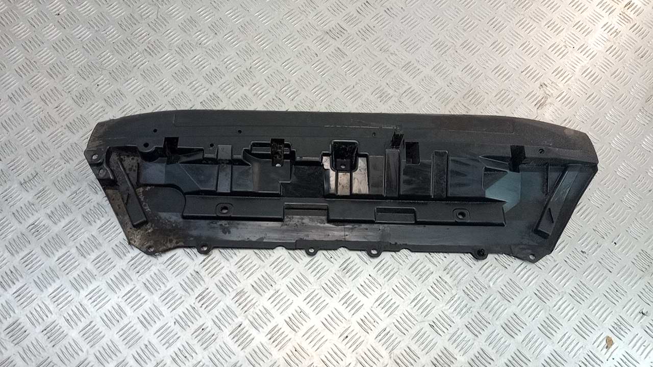 Пыльник переднего бампера