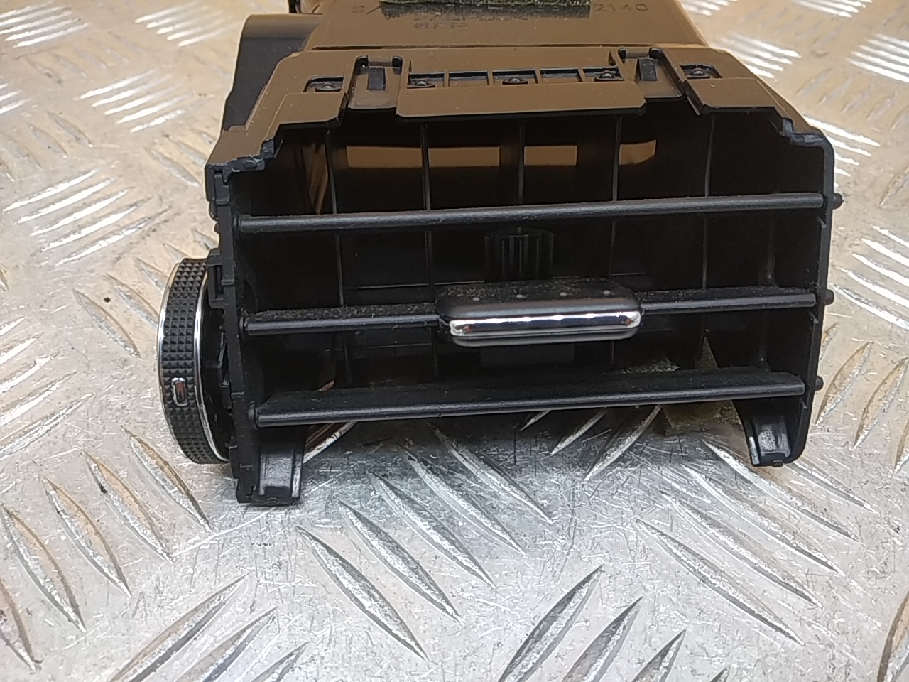 Дефлектор воздушный