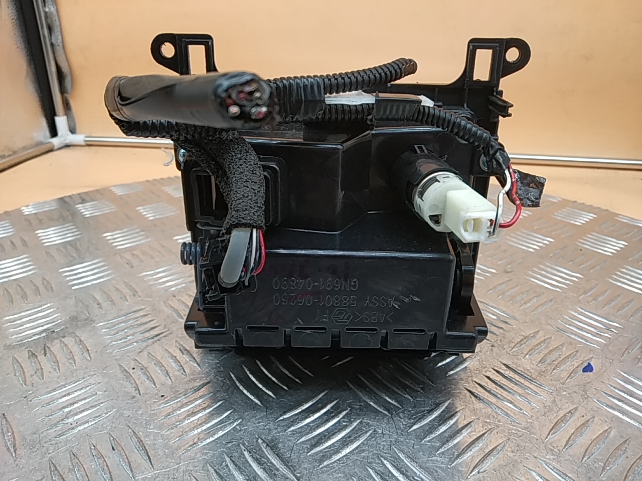 Ящик передней консоли