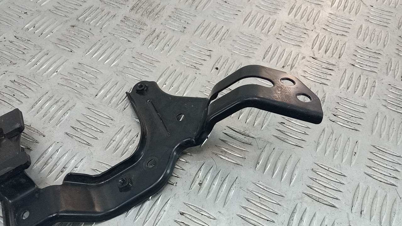 Кронштейн (сопут. товар)