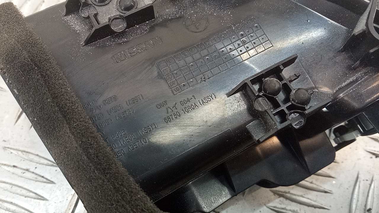 Дефлектор воздушный