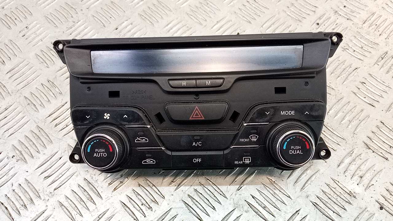 Блок управления климатической установкой